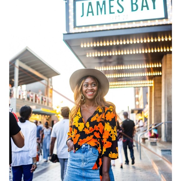 Top Shop Floral Blouse size 8 like new - Picture 3 of 11